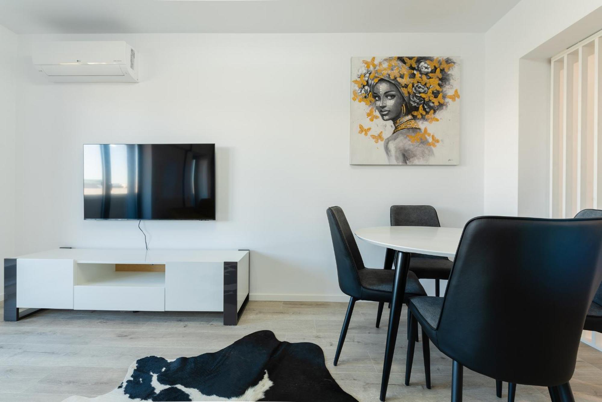 Vanda - Park-View Apartment With Private Balcony Bukarest Kültér fotó
